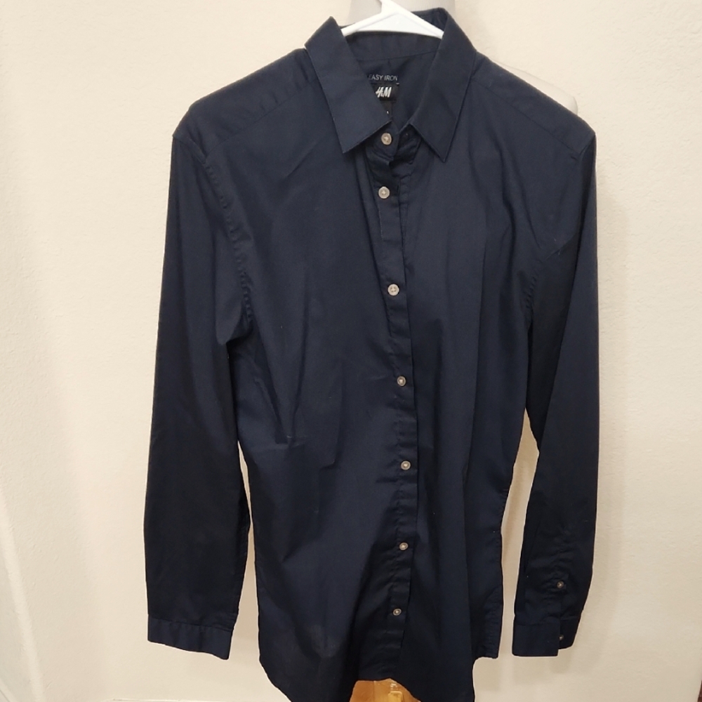 H&M Men's Medium Button Up Shirt